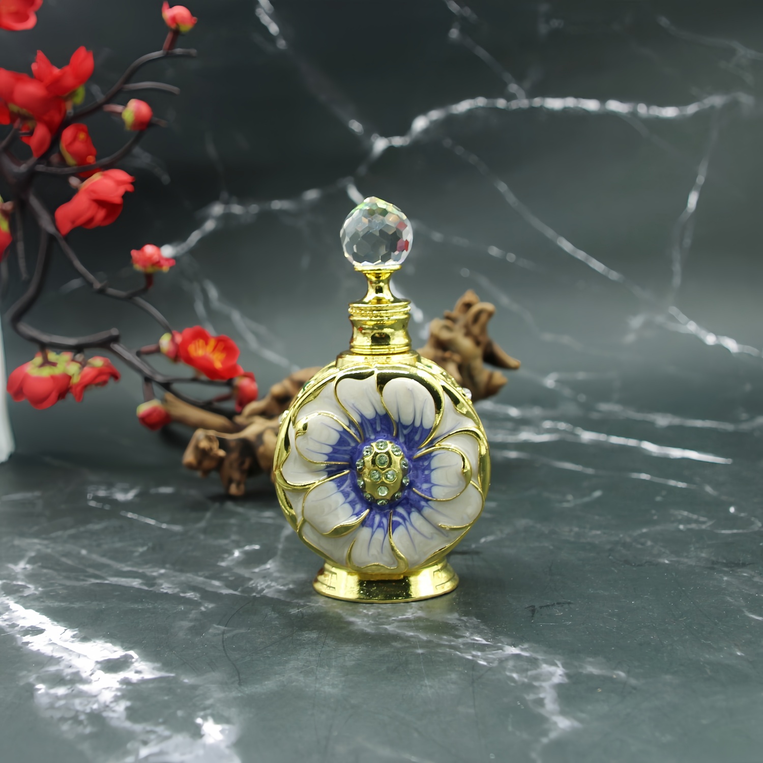Swiss Arabian Luxury Products  - Fragrance Perfume In Dubai recensione e prezzo